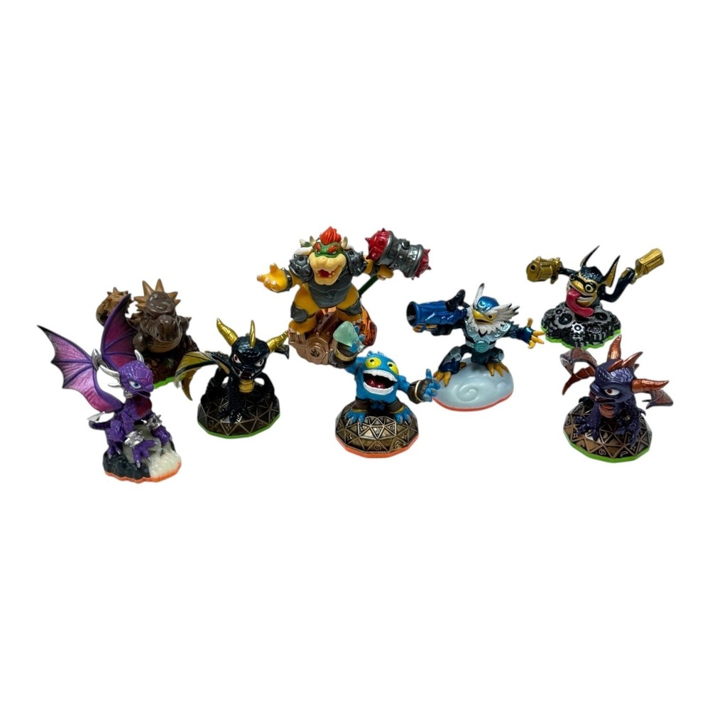 Activision Skylanders‎ Figures Lot of 8 Dark Snap Shot Wildfire Food Fight More